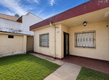 Casa · 50m² · 3 Ambientes · 1 Cochera · Casa Venta Merlo Apta Credito Cochera Parque