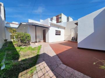 PH · 60m² · 2 Ambientes · PH 2 y 1/2 Ambientes C/ Amplio Patio