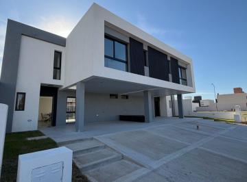 PH · 153m² · 6 Ambientes · 4 Cocheras · Espectacular Duplex en Solares de Manantiales