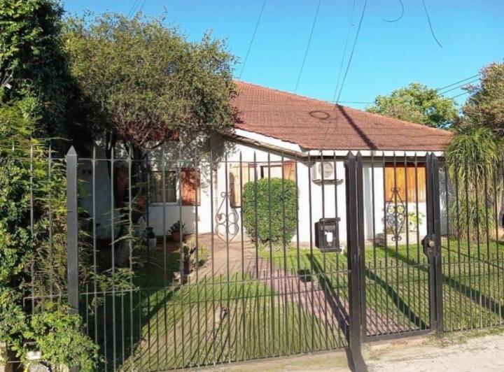 Casa · 65m² · 4 Ambientes · 1 Cochera
