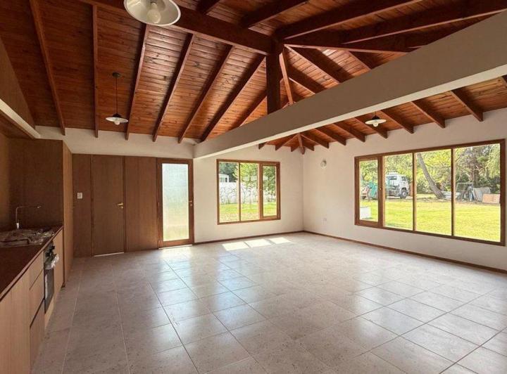 Casa · 90m² · 3 Ambientes · 3 Cocheras