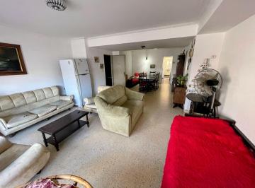 Departamento · 95m² · 4 Ambientes · 1 Cochera · Venta Depto 3 Ambientes C/dep y Cochera La Perla