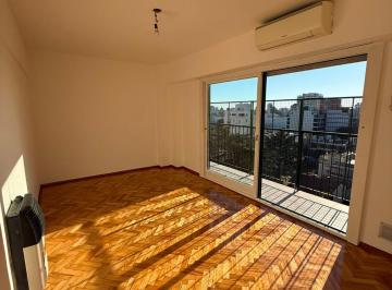 Departamento · 51m² · 3 Ambientes · Departamento 3 Amb. con Balcón y Cochera Opcional