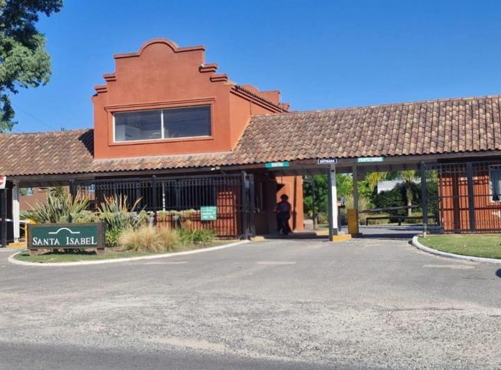 Terreno · 600m²