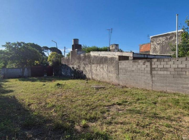Terreno · 300m²