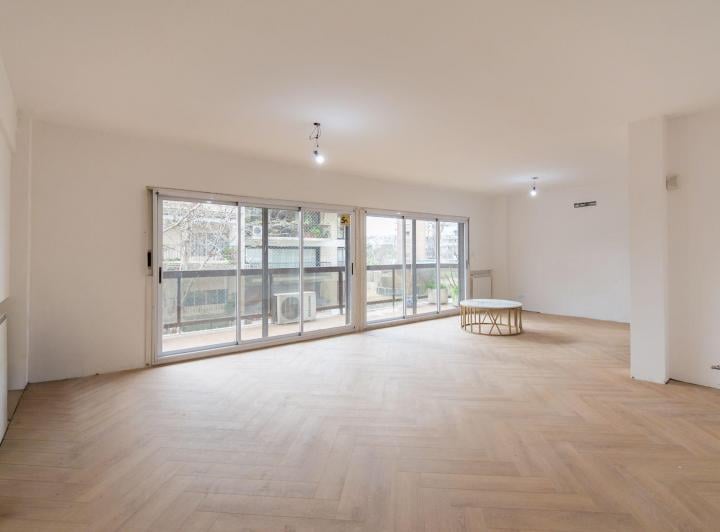 Departamento · 145m² · 5 Ambientes · 1 Cochera