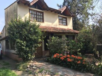 Casa de 4 ambientes, Almirante Brown · Hermoso Chalet 4 Ambientes a Pocas Cuadras de Estacion Burzaco