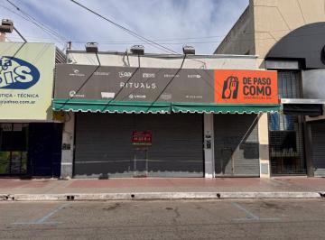 Local comercial , Pilar · Alquiler Local Sobre Calle Rivadavia, Frente a La Terminal.