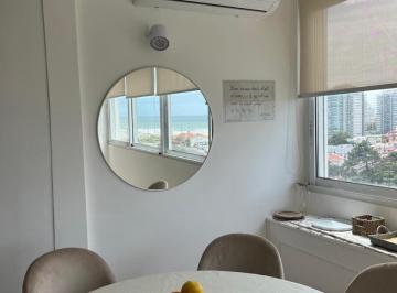 Departamento · 65m² · 3 Ambientes · 1 Cochera · Departamento - Playa Mansa