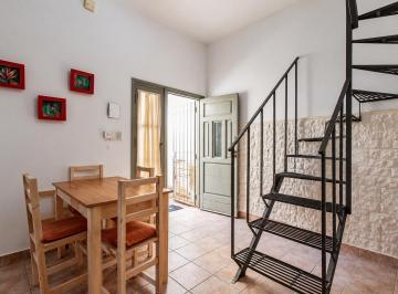 PH · 98m² · 5 Ambientes · Venta PH de Pasillo a Reciclar de 3 Dorm. con Patio y Terraza Barrio Abasto, Rosario