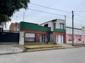 Casa de 4 ambientes, Tandil · Casa de 250 m² con 3 Dorm. en Venta en Villa Aguirre