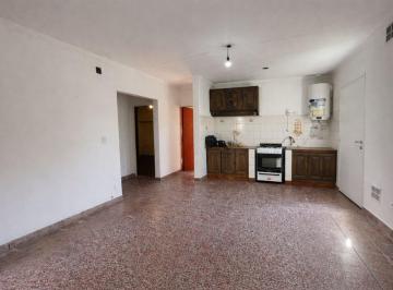 Casa · 80m² · 4 Ambientes · 1 Cochera · Casa en Venta en La Plata