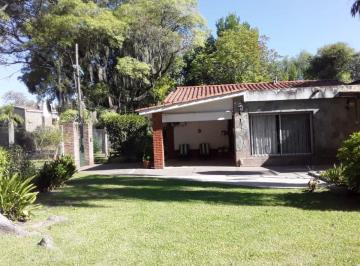 Casa de 6 ambientes, Funes · Casa de 1600 m² con 3 Habitaciones en Alquiler Temporal en Garita 12