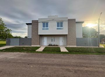Casa · 112m² · 4 Ambientes · 1 Cochera · Dúplex a Estrenar de 3 Dorm. con Entrada Para Auto