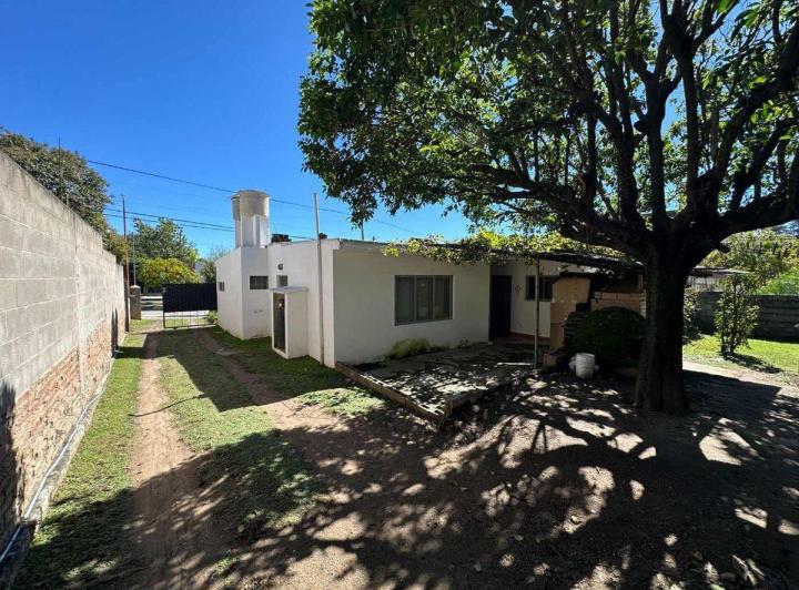 Casa · 96m² · 8 Ambientes