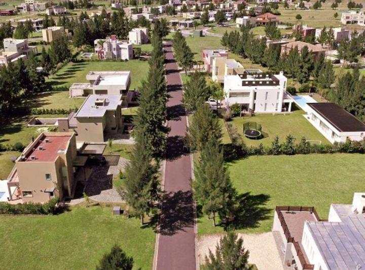 Terreno · 611m²