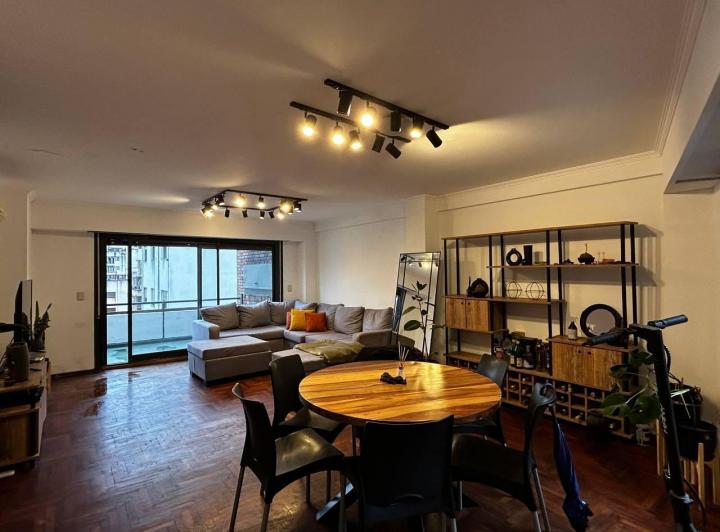 Departamento · 180m² · 7 Ambientes · 2 Cocheras