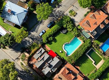 Casa de 4 ambientes, San Isidro · Casa de 488 m² con 3 Dorm. en Venta en La Horqueta