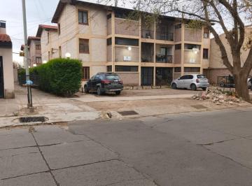 Departamento · 68m² · 4 Ambientes · 1 Cochera · Venta Dpto Amplio y Frontal - Calle Lavalle, Godoy Cruz