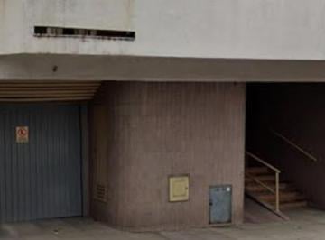 Garage · 15m² · 1 Cochera · Cochera Fija Cubierta