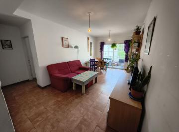 Departamento · 64m² · 3 Ambientes · Venta Excelente 3 Ambientes con Patio y Balcon Sum