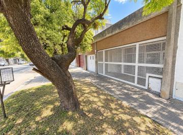 Casa · 157m² · 5 Ambientes · 1 Cochera · Venta Casa de 4 Dorm. Sobre Facundo Zuviria Al 6100