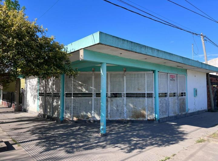 Local comercial · 128m²