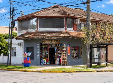 Local comercial de 2 ambientes, Tigre · Local Comercial en Esquina Ríobamba y América - Don Torcuato