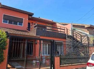 Departamento de 2 ambientes, Vicente López · Hermoso 2 Ambientes a Estrenar 1er Piso por Escalera