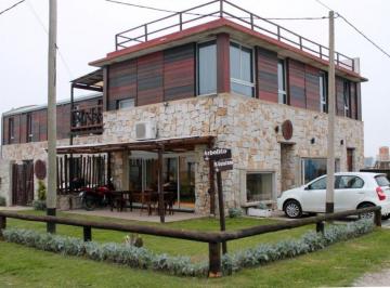 Hotel de 14 ambientes, Santa Clara del Mar · Hotel en Alquiler Camet Norte Santa Clara del Mar - 14 Habitaciones