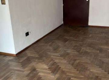Departamento de 3 ambientes, Flores · Alquiler Departamento Tres Ambientes