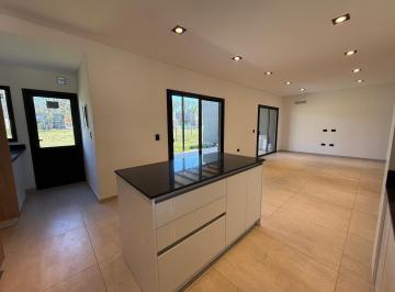 Casa · 163m² · 2 Ambientes · 2 Cocheras · ¡Venta! Casa en Numa - Nuevo Malagueño - 2 Dorm. ¡Con Posibilidad de Ampliación!