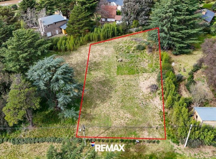 Terreno · 1079m²