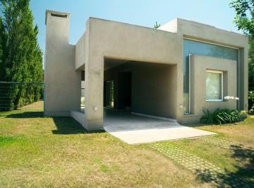 Casa · 158m² · 5 Ambientes · 2 Cocheras · Se Vende Casa 2 Dormitor B Las Rosas Villa Nueva