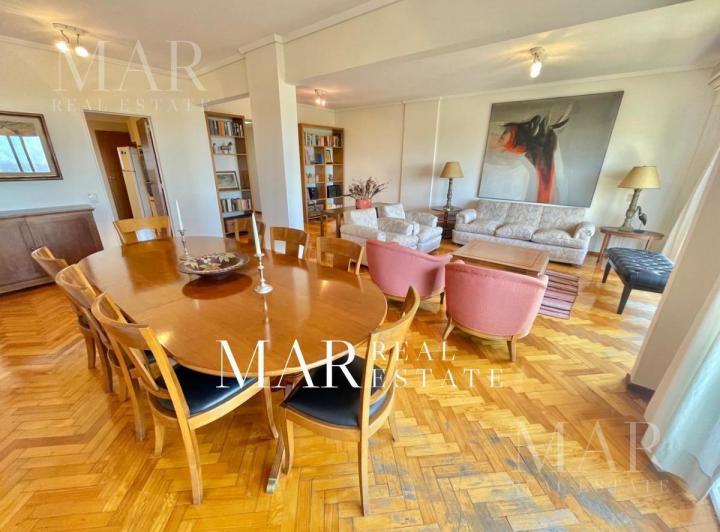 Departamento · 143m² · 5 Ambientes · 1 Cochera