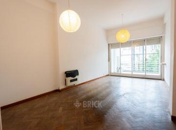 Departamento · 108m² · 4 Ambientes · Semip en Chacabuco Al 600 - Contrafrente Baulera Balcon Vista Abierta Todo Sol
