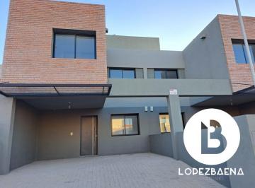 Casa · 116m² · 5 Ambientes · Duplex Rincones de Manantiales 3 Dorm. 3 Baños
