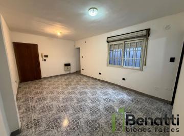 PH · 65m² · 3 Ambientes · PH 3 Ambientes Sin Expensas en Alquiler. Liniers