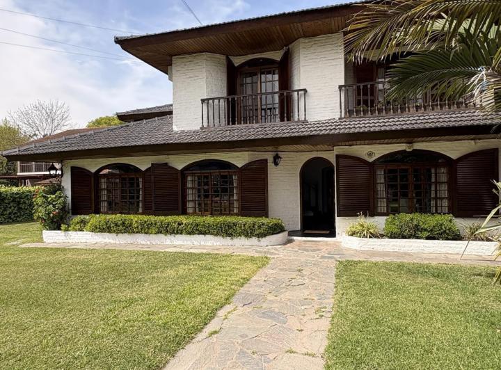 Edificio · 145m²