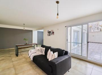 Living/ comedor · Venta Departamento 4 Ambientes Luminoso en Parque Patricios