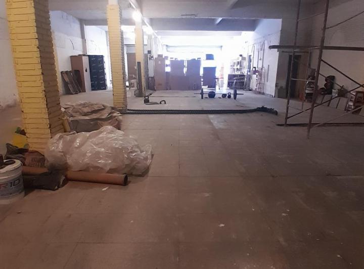 Local comercial · 450m²