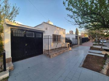 Casa de 5 ambientes, Ciudad de Mendoza · Casa en Venta Apta Credito – 6.ª Sección, Ciudad de Mendoza