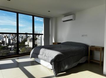 Departamento · 55m² · 1 Ambiente · Alquiler Monoambiente Amoblado con Balcón y Terraza en Plaza Azcuénaga y 44 La Plata
