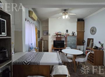 Casa · 71m² · 3 Ambientes · 3 Cocheras · Venta Casa 3 Ambientes con Cochera en Wilde