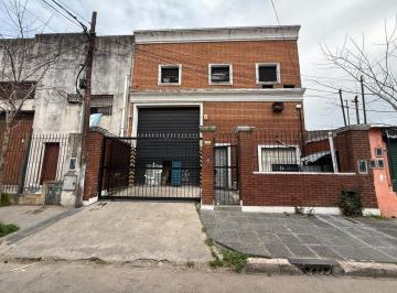 Bodega-Galpón · 390m² · 2 Ambientes · Galpón a La Venta