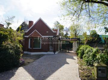 Casa · 70m² · 3 Ambientes · 2 Cocheras · Casa en Venta y Alquiler 3 Ambientes en Banco Provincia de Bs. As.