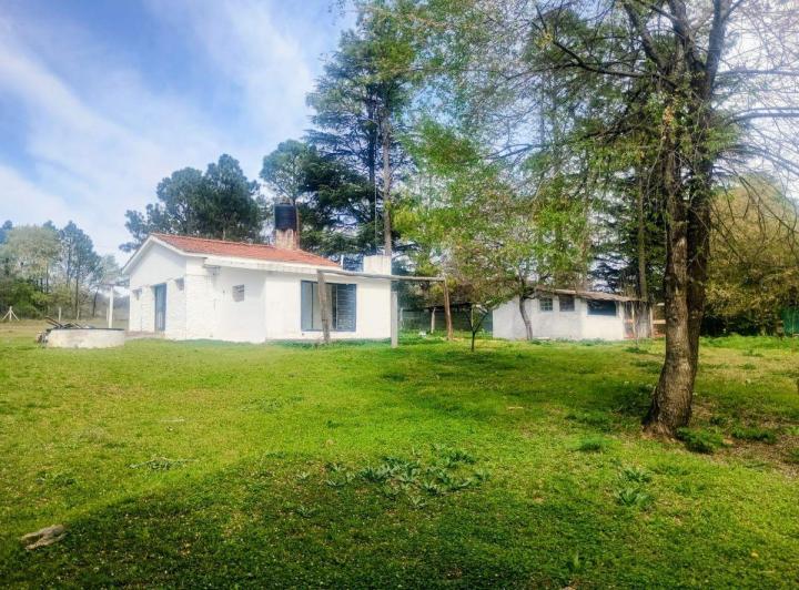Casa · 360m² · 10 Ambientes · 1 Cochera