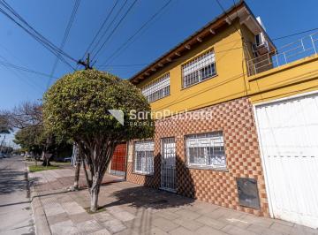 PH · 95m² · 4 Ambientes · Venta PH 4 Ambientes con Patio en Haedo Sur