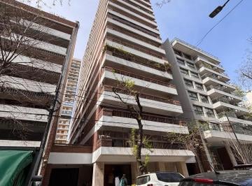 Departamento · 160m² · 4 Ambientes · 2 Cocheras · A Reciclar con 2 Cocheras Cub Fijas