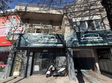Local comercial · 250m² · 10 Ambientes · 3 Cocheras · Venta Casa con Local y 2 Viviendas a Reciclar